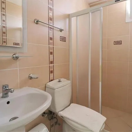 Oludenizde 3+1 Villla